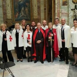 ROMA 26.02.2017 - CHIESA DELLA " TRINITA'" ELEVAZIONE A: " DAMA E CAVALIERI TEMPLARI FEDERICIANI" LA DUCHESSA "MARIA ASSUNTA dé FRASSINE" (CON LE SUE CONSORELLE E I SUOI CONFRATELLI)