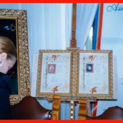 Mostra personale di Pittura ad olio dell'artista ND Maria Assunta dè Frassine in onore della Virgo Fidelis dell'Arma dei Carabinieri presso il Comando Genarale dell'Arma dei Carabinieri - Viale Romania Roma