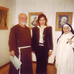 26/04/2003 - 10/05/2003 Foggia Settore Cultura "Arte Break" esposizione delle mie Opere in Pittura presso il Palazzetto del Museo Civico di Foggia. Responsabile di Locandina d'Arte della Regione Lazio. Premiata dal Sindaco di Foggia Sen.Avv. Paolo Agostinacchio con targa a rilievo del Palazzetto del Museo Civico della Città di Foggia (per l'Arte della solidarietà). Ospiti d'onore: Autorità della provincia di Foggia, del Vaticano e Profesori Universitari degli Studi e Ricerca sulla Genesi Presente il Frate G. Saldutto Priore di Padre Pio