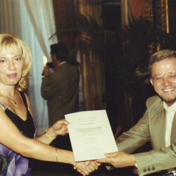 Conferimento della carta "Art Golden Card". Palazzo Barberini 23/07/2001 "Sala del trono" Roma