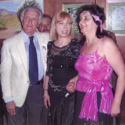 Premio Borgo Antico Arte IV Edizione Attività Artistiche Sociali Umanistiche Letterarie per la Pittura Figurativo Colto Moderno. Borgo Antico Roma.
Giornalista RAI2 Augusto Giordano