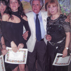 Premio Borgo Antico Arte IV Edizione Attività Artistiche Sociali Umanistiche Letterarie per la Pittura Figurativo Colto Moderno. Borgo Antico Roma.
Giornalista RAI2 Augusto Giordano