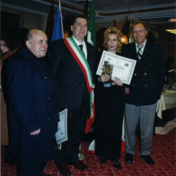 Premio Quadriennale Nobel dell'Arte Trophee Azurenne - 16 febbraio 2002 Montecarlo. Entrata in Campo Internazionale