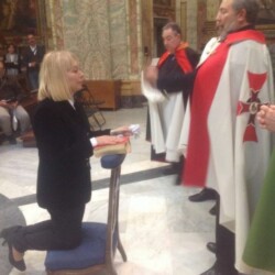 ROMA 26.02.2017 - CHIESA DELLA " TRINITA'" ELEVAZIONE A: " DAMA E CAVALIERI TEMPLARI FEDERICIANI" LA DUCHESSA "MARIA ASSUNTA dé FRASSINE" (CON LE SUE CONSORELLE E I SUOI CONFRATELLI)