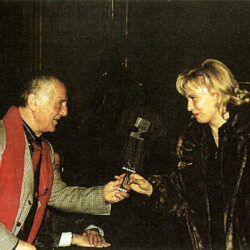 Consegna Timbro d'Autore, Prof. Sandro Trotti Accademia delle Belle Arti Roma. Una sua Opera al Museo degli Uffizi (FI). 13-18/02/2001