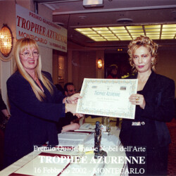 Prof. Mariarosaria Belgiovine scrittrice e critico d'Arte. Premio Quadriennale Nobel dell'Arte Trophee Azurenne - 16 febbraio 2002 Montecarlo