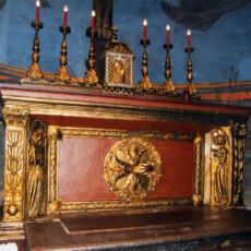 Altare Maggiore della Chiesa (comunale) di San Lazzaro (Cimitero di Viterbo).
Rifacimento totale e restauro