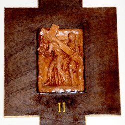 Restauro delle 15 Via Crucis in terracotta della Chiesa "Sacra Famiglia". Pianoscarano Viterbo