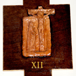Restauro delle 15 Via Crucis in terracotta della Chiesa "Sacra Famiglia". Pianoscarano Viterbo